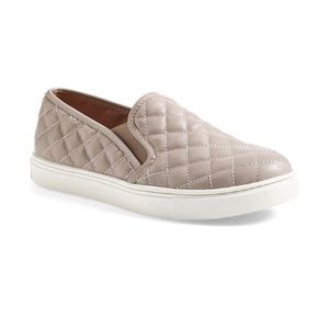 Steve Madden slip ons